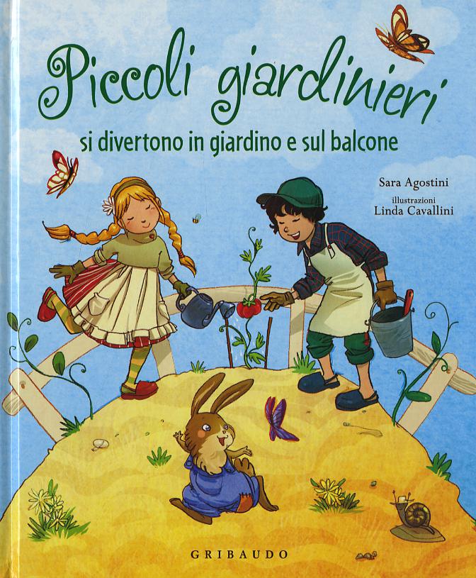 Piccoli giardinieri si divertono in giardino e sul balcone
